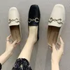 Chinelos Moda Verão Primavera Outono Senhoras Casual Sandália Alloy Cadeia PU Sapatos Baixos Feminino Chinelo Mules Flip-Flops Loafer