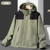 Chaqueta deportiva con capucha Unisex de asalto de estilo fino para exteriores, traje de pesca a prueba de viento e impermeable, traje de escalada de montañav8pv