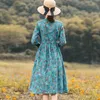 Casual klänningar 2023 Spring Ethnic Style Långärmad klänning Kvinnor kinesiska midjemed temperament blommor tryckt bomull och linje