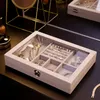 Smyckeslådor Velvet Gray Bärande fodral med glasskyddsring Display Box Tray Holder Storage Organizer Earrings Armband 230609