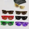 Lüks Tasarımcı Güneş Gözlüğü Kedi Göz Gözlükleri Alan Macerası Oval Gözlük Stili Anti-Ultraviyole Retro Plaka Tam Çerçeve Moda Jöle Renk Paralel Çizgiler