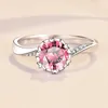 S925 Sterling Silver 1CT Colorful Treasure D Moissanite Zircon Wedding Rings Kvinnor Twisted Arm Snowflake Style Supply