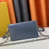 Designer Vrouwen Schoudertassen Ketting Mini Crossbody Tas Echt Lederen Handtassen Portemonnees Portemonnee Klassieke Bloem Letter Relievo Vierkante Tas