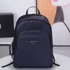 Estilo de mochila Clásico de lujo y para mujer Mochila de tela de nailon impermeable Gran capacidad Viaje de ocio Cremallera de paracaídas Mochila para hombre Bolsa para computadora