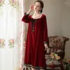 Roupa de dormir feminina vintage veludo robe camisola outono inverno quente manga longa noite vestido doce pleuche veludo princesa roupa de dormir