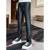 Calça masculina verão primavera brilhante listrada masculina casual cetimexercício calças de moletom plus size