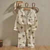 Pyjamas EWODOS 1 6 Jahre Kleinkind Baby Kinder Unisex Lässiger Pyjamaanzug Cartoon Bärendruck Langarm Vordertasche Revers Oberteile Hosen 230609