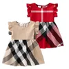 Urocza sukienka dziewczyna letnia ubrania dla dzieci sukienki dla niemowląt Latającego rękawa w kratę o-drock a-line spódnice dzieci