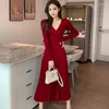 Robes décontractées pour femmes haut col en v coupe ajustée plissée robe tricotée sur le genou longue automne/hiver pull Vestido De Mujer