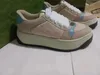 2023 Designer Scarpe casual Rhyton Multicolor Donna Uomo Sneakers Scarpe da ginnastica Vintage in vera pelle Chaussures Scarpa Aumento della piattaforma per il tempo libero Sneaker Box 35-46