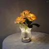 装飾的な花が導かれたシミュレーションローズナイトライトステップレスダムレーミング充電式テーブルランプの装飾用の装飾のための装飾