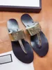 Designer-Sandalen aus Leder für Damen, atmungsaktive Hausschuhe, Strand-Peep-Toe-Druck-Flip-Flops