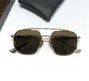 Chrome Pilot New Fashion Design Men Sunglasses 8034 Retro Excisite Metal Frame Geneous Style High End UV400レンズメガネ
