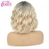 Hårstycken ombre blonde kort vågig med lugg mörkbrun naturlig färgsyntetisk 10 tum hög temperaturfiber FXKS 230609