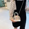 Designer de moda Listra Lattice Flores Bolsas de crianças Mini quadrado Crianças menina Princesa Messenger Bolsa Bolsa de carteira de bolsa