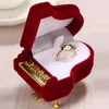Caja de anillo de bolsas de joyería, 1 Uds., 6,5x5x5,4 cm, collar de piano rojo encantador de terciopelo, pendientes, cajas de regalo para envoltura de joyería, venta al por mayor