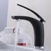 Banyo lavabo muslukları havza dip yıkama ve soğuk musluk siyah renk tüm bakır platformlu tava beyaz gümüş kaldırma