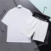 Fatos de treino de verão Estampa de marca masculina de manga curta terno fitness moda lazer esportes super legal camiseta preta shorts conjunto de 2 peças #003 OWMI