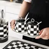 Bottiglie di stoccaggio Scacchiera in ceramica Condimento Cucina per la casa Scatola per spezie Ristorante Zucchero Sale Pepe Combinazione Set