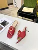 Klassieke Blondie Slide Slippers Vrouwen Ronde In elkaar grijpende G Goudkleurige Hardware Lederen Zool Platte Mule Gesp Wedge Beach Sandalen Maat 35-42