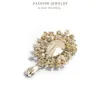 Spille moda femminile vintage grande fiore di cristallo per le donne spille da balia in lega di strass color oro di lusso