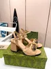 G family's new classic women's sandals, imported sheepskin fabric lining and padded heel 5.5cm, high heel 8.5cm Size: 35-42 with box