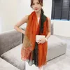 Sarongs Drukuj jedwabny szalik Hidżab Kobiety Spring Deisgn Soft Beach Stole Eleganckie szaliki głowy Echarpe Satynowe