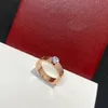 High-end Merk Designer Letter Band Ringen Luxe Ingelegde Diamanten Sieraden Ring 18K Vergulde Ring Stalen Afdichting Modeliefhebbers Kerst Verjaardagscadeau Accessoire