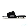 Designer Slides tofflor Sandaler Black Metallic Silver Dark Grey Red White Runners Sandas Slide Mens Womens Sports