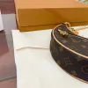 2023 Boucle Sac Croissant Sacs Épaule Hobo Designer Sac Bourse M81098 Demi Lune De Luxe Femme Baguette Sous Les Bras Sac À Main Sous-axillaire Paquet Chaîne En Métal Collection