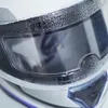 オートバイヘルメットヘルメットアクセサリークリアアンチフォグパッチフィルムバイザーシールド用ユニバーサルレンズフォグ耐性モトレース