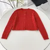 Cárdigan de punto de lana de punto rojo con Cable del mismo estilo para mujer, suéteres torcidos, abrigos elegantes informales con cuello redondo