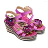 Sandali Johnature 2023 Vintage Flower Comode zeppe estive Scarpe da donna in vera pelle fatte a mano in stile etnico