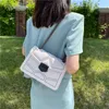 Perçin Zinciri Kadınlar İçin Küçük Crossbody Çantalar 2022 Omuz Messenger Çantası Lady Lüks Çantalar