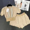 Calças femininas de duas peças designer high-end verão elegante moderno cordão curvo tecido skincare elemento listrado conjunto de malha FBPN