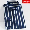 Męskie koszule 2023 Męskie koszulki nie-żelazo wysokiej jakości sukienka w paski kieszeń kieszonkowy długi rękaw standardowy młody guzik-d