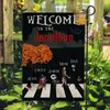 1 st 12x18 Inch Welkom bij Onze Nachtmerrie Familie Horror Decor Halloween Vlag Teken Verticale jack-Sally Tuin Vlag Huis Vlag Voor Tuin Boerderij Outdoor