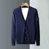 Stone Jacket Island Spring Autumn Sweater Men Designer Cardigan Knitwear Lång ärm High Street Brodery Mönster V Neck Knitwear Stone-Island Jacket