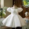 Abiti da ragazza 4-12 anni Abito da festa di compleanno con colletto quadrato squisito per bambini Abito da ballo con fiocco in pizzo bianco corto Vestidos con maniche a sbuffo con perline vintage