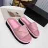 Sandalias de diseñador de alta calidad para mujer, zapatillas de tacón clásicas con canal de cuero, chanclas de lujo para mujer, CCity Plate-forme Z102