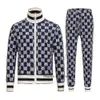 New Men Tracksuit Stuits Suits Sport Suitie Kurtki Tracks Tracksake Spodnie z kurtką