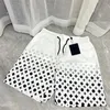 2023 Hot Men England Mens Shorts Summer Designers Casual Sport Fashion Snabbtorkning Men Beach Pants Black and White Asian