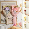 装飾的な花カーネーションかぎ針編みの花の花束紙パッケージング完成したニット結婚式の装飾Ins人工的な誕生日プレゼント