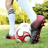 Nieuwe spike voetbalschoenen voor jongens en meisjes schoolschoenen antislip en slijtvaste sportschoenen