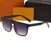 Designer Sun Glasögon Mens Solglasögon Brand kvinnor Män unisex resande solglasögon svart grå strand adumbral blomslins Europa och Amerika solglasögon