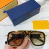 2023 Designer rectangular frame metal frame for men sunglasses for lady travel outdoor stage leisure personalized 8582 51-19-145 Lunettes de soleil