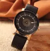 Wristwatches Fashion Casual Men's Leather Belt Quartz Watch Personalized Design Retro Classic Business Steel Large Dial Clock