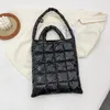 Sacs de soirée grand fourre-tout en Nylon pour femmes 2023 hiver Style espace coton sac à bandoulière sac à main décontracté dames vers le bas plume rembourré Shopper