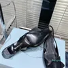 2023s neues Muster Frühling Sommer Damen Luxus-Absätze Slingback-Absätze Mittlere Absätze Spitze kleine Katzenabsätze High Heels Obermaterial Business-Profi-Sandalen