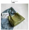 70% Factory Outlet Off Modèle haut et cuir portant un sac pour femme minimaliste pour les déplacements d'été fourre-tout unique en vente